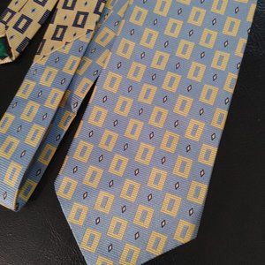 Tommy Hilfiger Men's Blue/Gold Silk Tie